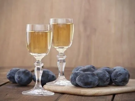 Infuzia de prune vodca 3 reteta diferite acasă