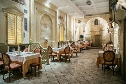 Serviciul chelnerului banchet de nuntă într-un restaurant pentru restaurant nunta, articole de nunta