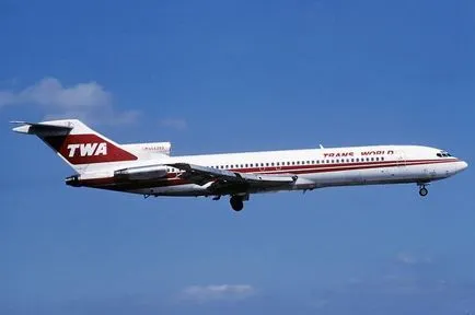 Un avion de pasageri Boeing-727 fotografii, caietul de sarcini, comentarii