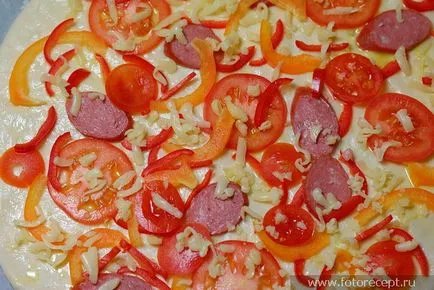 A pizza vékony és ropogós, egyszerű receptek