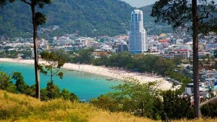 Patong Beach Phuket - olyan terület, ahol az élet nem szűnik még éjszaka