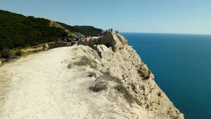 Elemek megjelenítése címkék szerint hogyan lehet eljutni Bald Mountain