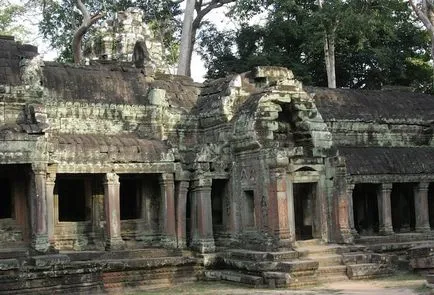 A nyomvonal - Lara Croft Ta Prohm - Angkor, felszívódik a dzsungelben