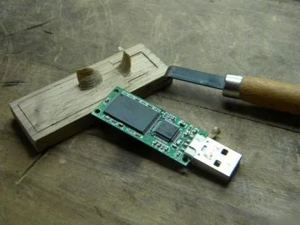 Cool USB флаш устройство с ръцете си!