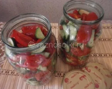 Saláta téli paradicsom és uborka