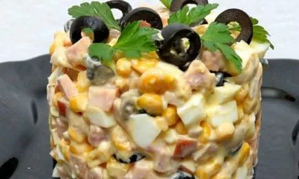 Salata cu pui, ciuperci, cartofi și mere, pregătirea delicios