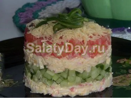 Salata de crab bastoane clasic - o reteta fel de mâncare popular cu fotografii și video