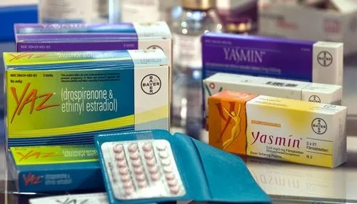 Під час прийому протизаплідних почалися місячні: які виділення під час прийому контрацептиву вважаються нормою? місячних