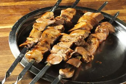 Kebab és hogyan kell főzni egy finom grill - fénykép-lépésre főzés receptek