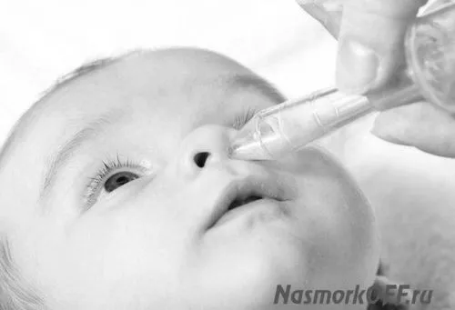 Мокрота в горлі не проходить: що робити радять досвідчені лікарі лікарі