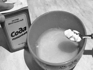 сода молочниця содовий розчин