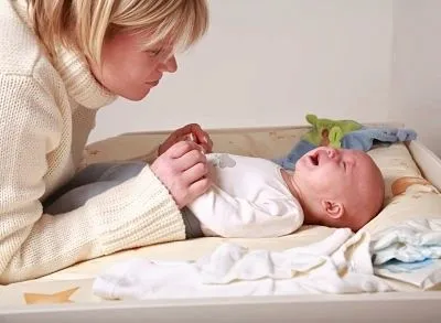 як лікувати запор у немовляти