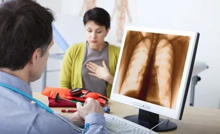 лікувати забій грудної клітини