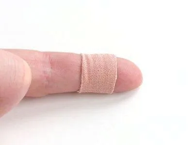 як лікувати нігті після травми