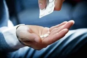 Бісфосфонати при остеопорозі: чи можна їх застосовувати і як... бісфосфонати в лікуванні остеопорозу