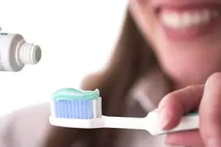 Запалені прищі на обличчі: як від них позбутися? вилікувати швидко прищі з особи