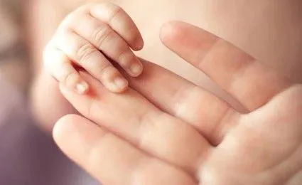 як лікувати ламкі і шаруються нігті