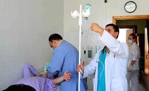 як лікувати отруєння алкоголем будинку