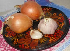 лікувати молочницю домашніми засобами