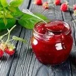 збити температуру чаєм з малиною