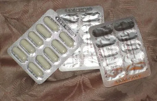 Препарати при гастриті (ліки, таблетки) для лікування як лікувати шлунок без ліків