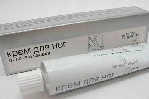 як вилікувати неприємний запах ніг в домашніх умовах