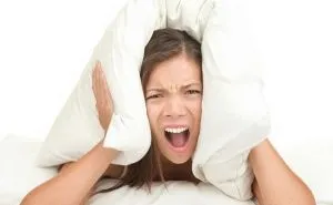 отит