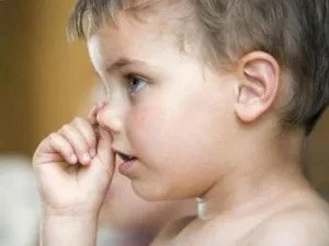 Чим вилікувати риніт у дорослих? сухий риніт нежить ніс рідкі зелені соплі хронічний інгаляції