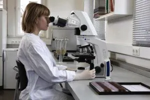 як лікувати жировик під пахвою