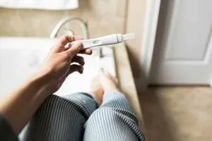 Чи може вагітність протікати без симптомів? (симптоми вагітності в перші дні) менструальний цикл