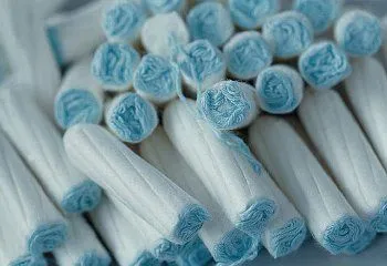 як зупинити сильну кровотечу при місячних