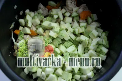 Запържете пиле със зеленчуци в multivarka рецепта пиле multivarka