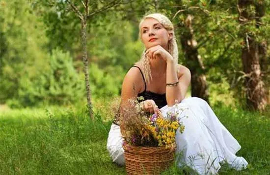 затримки місячних