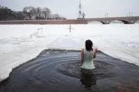 Можна занурюватися на водохреща під час місячних? (чи можна купатися на водохреща під час місячних) жіночий організм