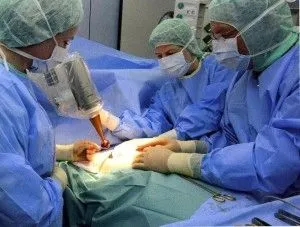 виділення з грудей під час місячних