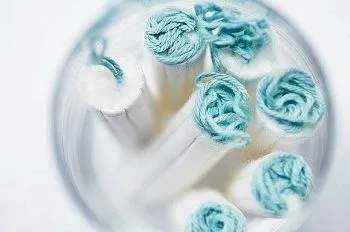 як зупинити сильну кровотечу при місячних