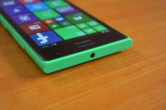 Всички цветове на Nokia Lumia 730