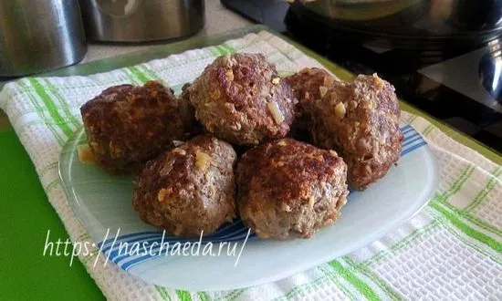 Месни котлети с тиквички, проста рецепта за вкусни котлети