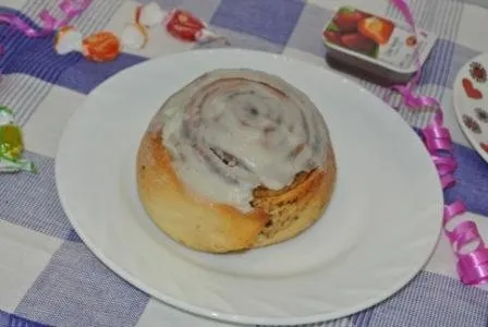 Кифлички от мая и канела Cinnabon