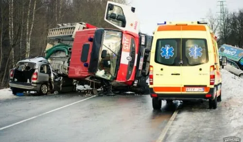 Тълкуване на сънища за автомобилна катастрофа, защо да сънувате автомобилна катастрофа насън