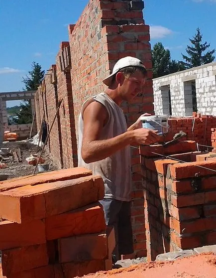 Trükkök szigetelés a ház falai néző tégla