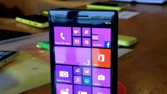 Nokia McLaren (Lumia 940)