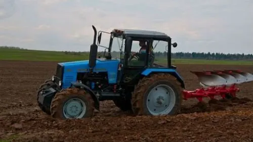 Тълкуване на сънища трактор в съня до какво сънува трактор