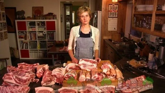 Prelucrarea carcasei de porc acasă, sfaturi și videoclipuri