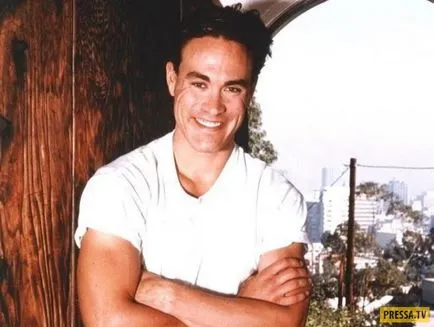 Celebrul actor Brandon Lee și moartea lui misterioasă (14 poze)