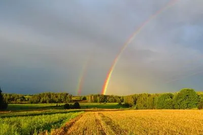 Un curcubeu dublu este un semn al ceea ce trebuie să vezi, ce va însemna