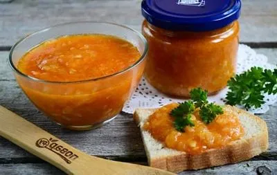 Хайверът от тиквички е най-вкусен за зимата. Рецепта