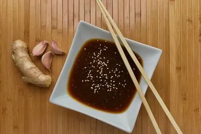 Cum să faci sos teriyaki acasă TOP 6 rețete delicioase, beneficii și alegerea condimentelor