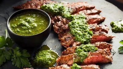 Sosul Chimichurri este o reteta clasica acasa