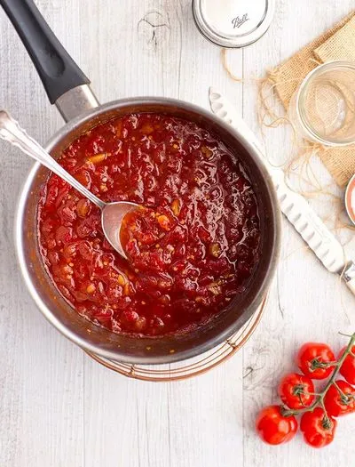 Sosul chutney este o rețetă indiană clasică (și nu numai).